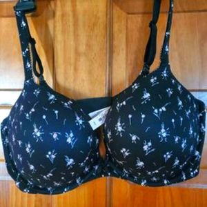 Victoria Secret Push Up Plunge Bra (NEW)